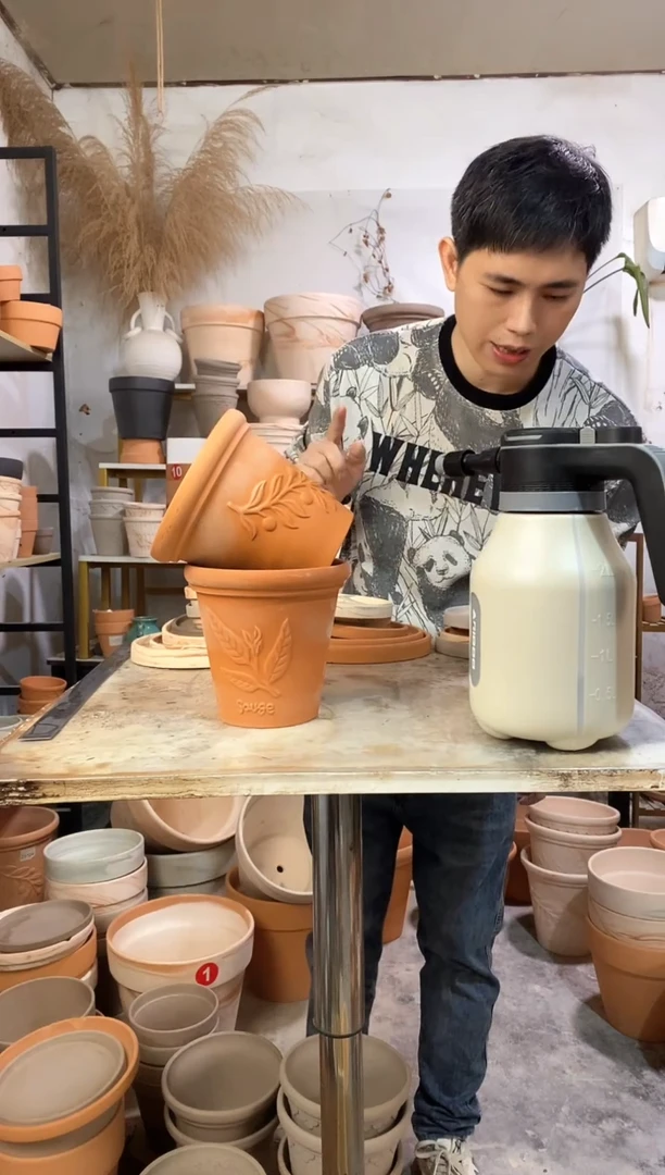 瑕疵无售后16*15红陶浮雕随机 1盆无托