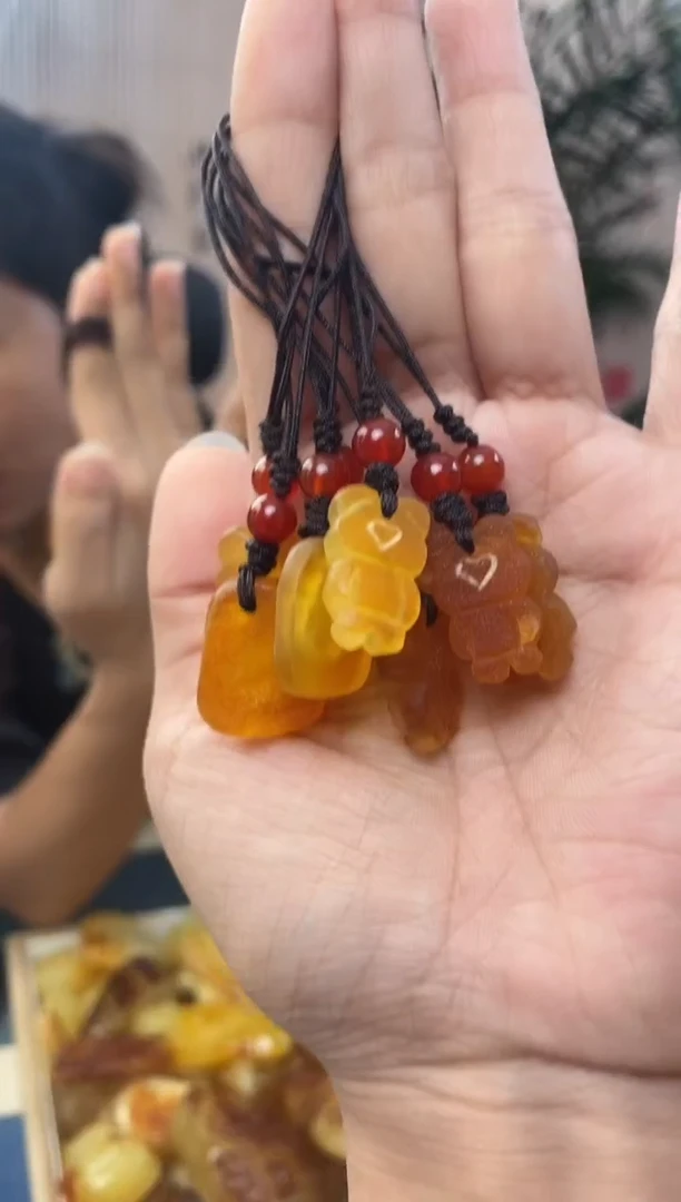 未镶嵌琥珀裸石天然琥珀蜜蜡多样性发一