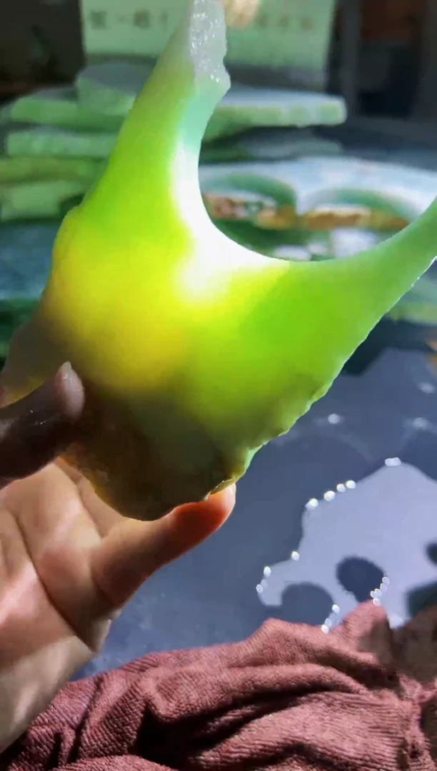 未镶嵌挂件翡翠天然缅甸翡翠A货