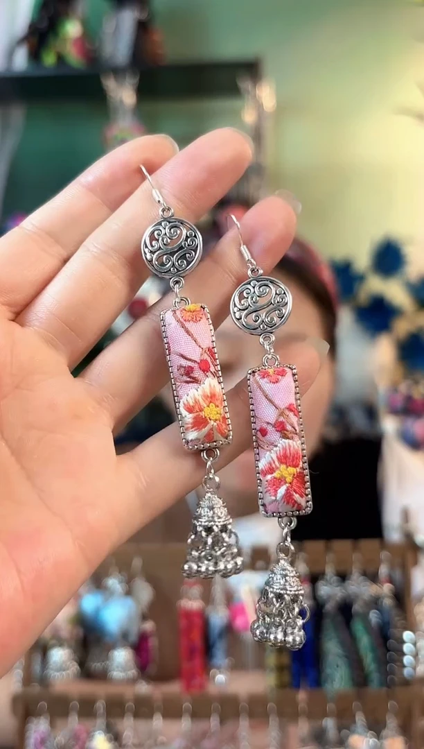 织绣彩云南阁非遗老绣631