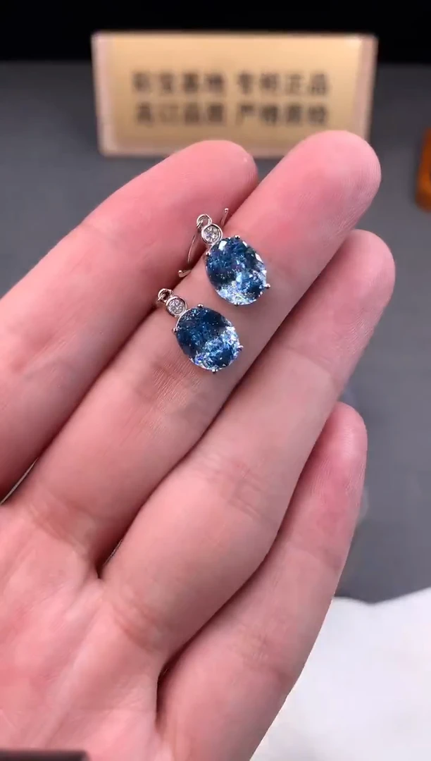 银S925镶嵌耳坠海蓝宝石2222