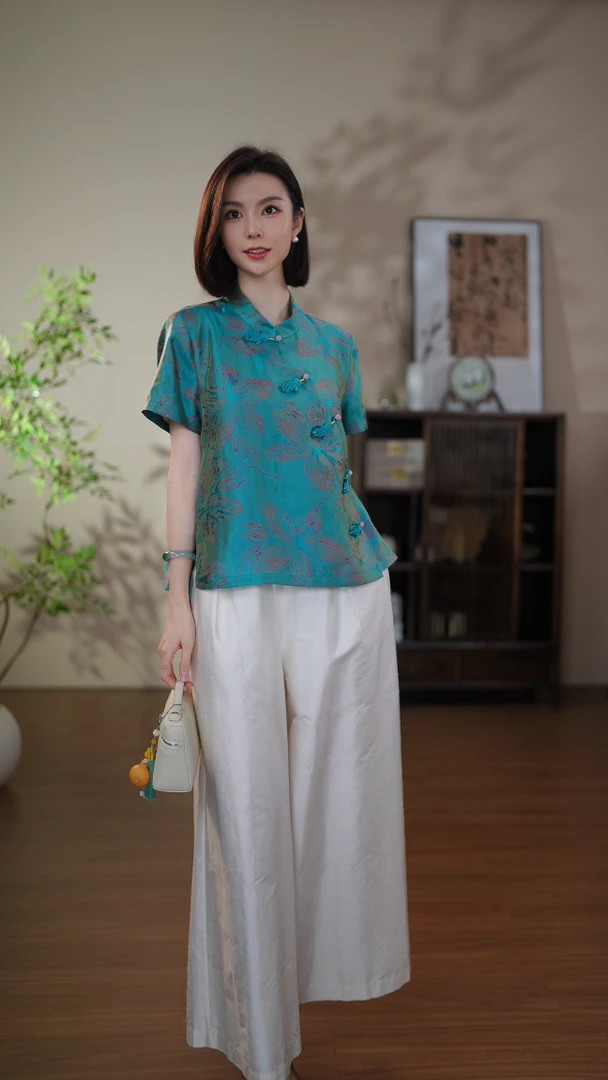 GONG QUE【蓝风铃】新中式桑蚕丝浮光锦手工扣斜襟短袖上衣 3225