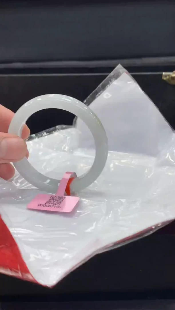 未镶嵌手镯翡翠翡翠手镯