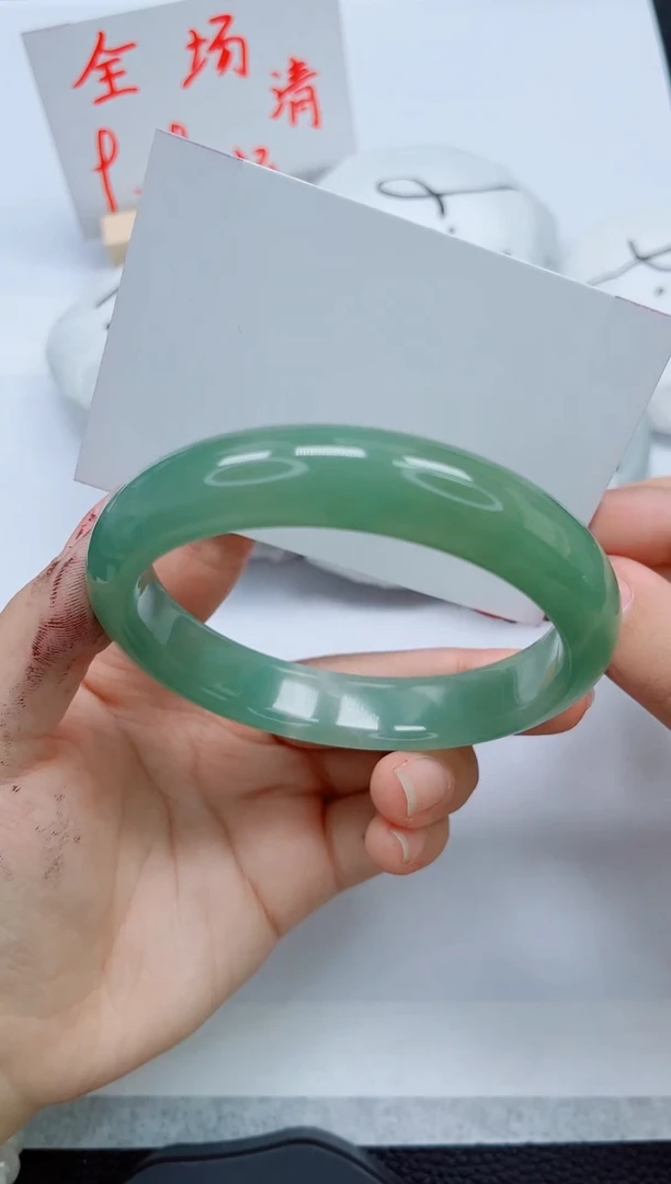 未镶嵌手镯石英质玉209-64/65