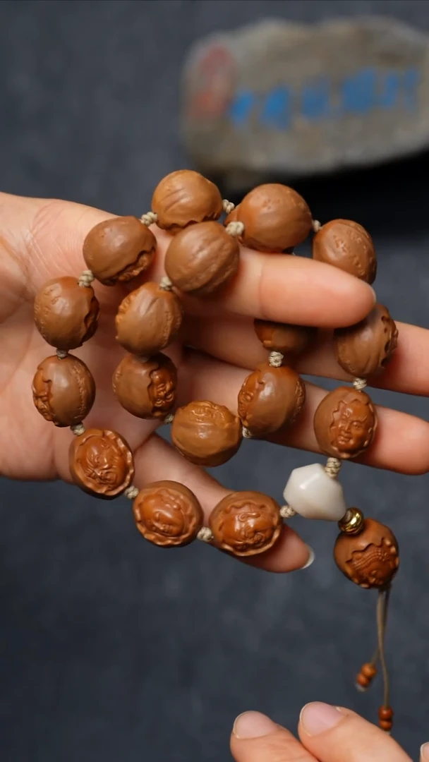 【闪购商品】橄榄核吊坠橄榄核