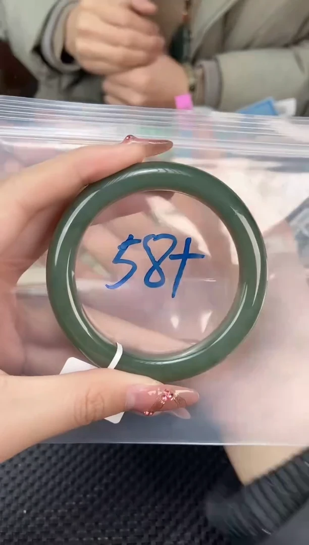 【闪购商品】和田玉手镯未镶嵌手镯