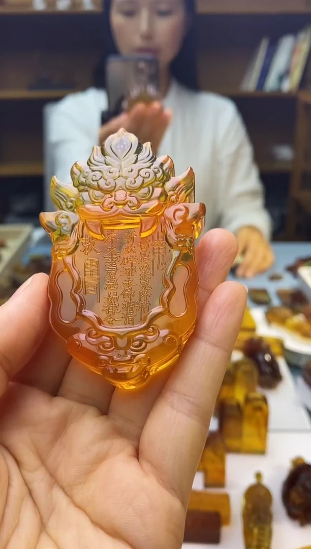 琥珀颈饰未镶嵌辣*SN75-64（山鬼令牌）