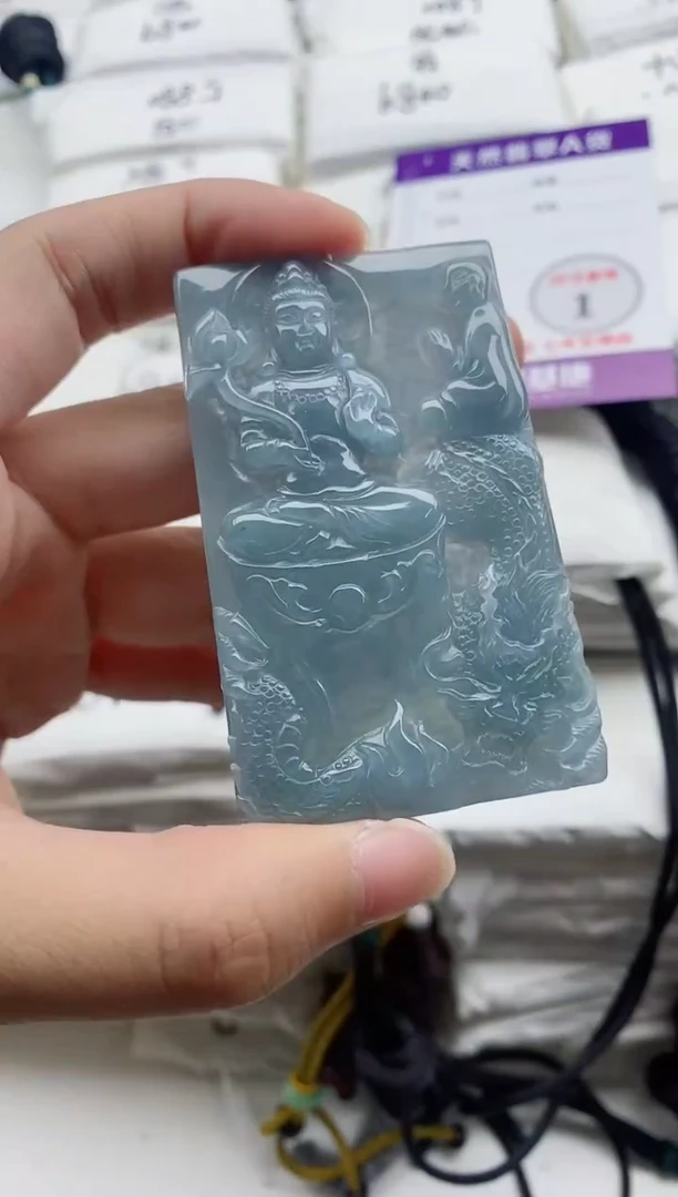 颈饰未镶嵌翡翠8