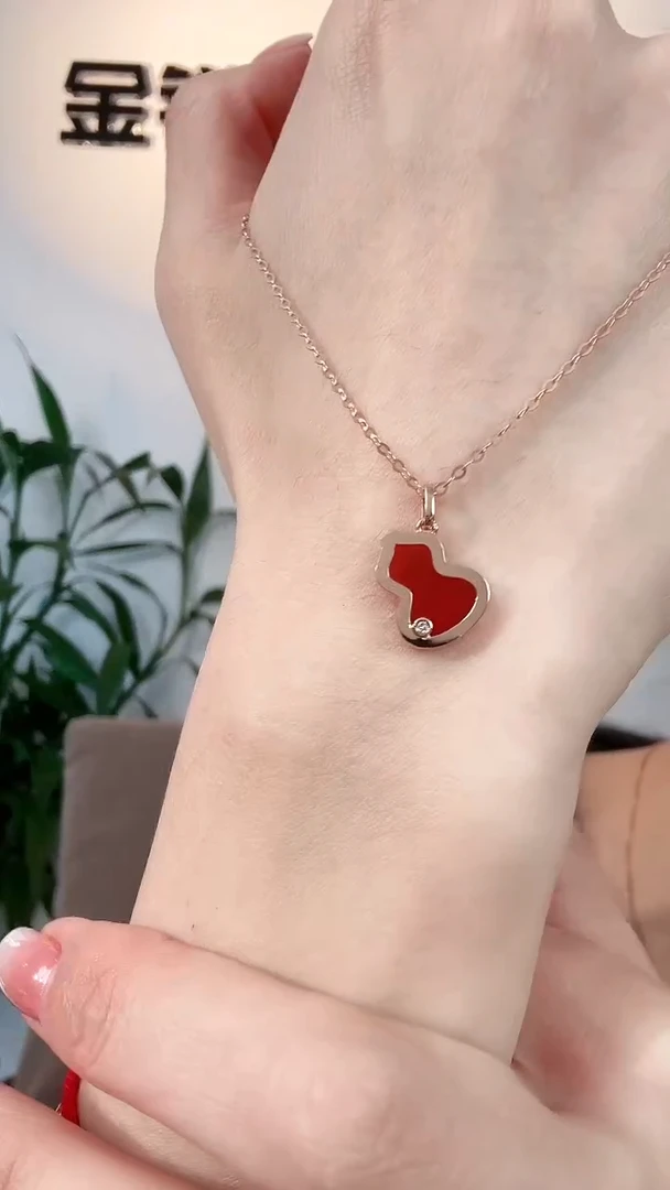 【闪购商品】玛瑙/玉髓吊坠(不含链)18K金镶嵌18K金钻石葫芦吊坠