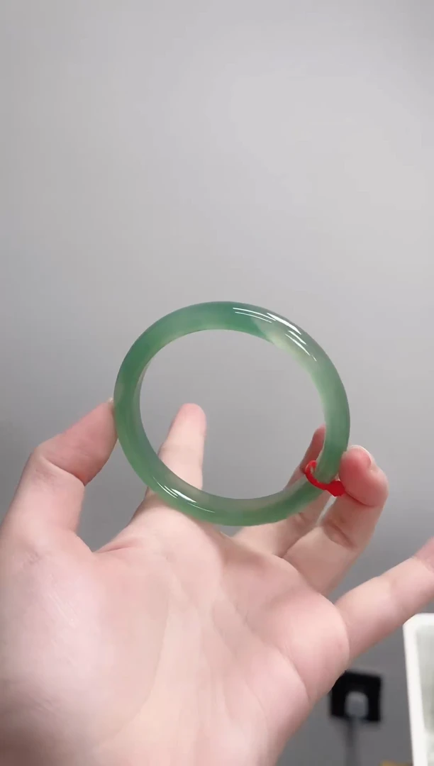 手镯玛瑙/玉髓未镶嵌57-58正圈