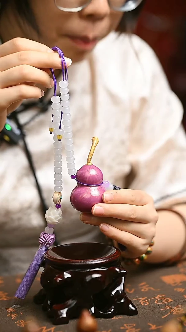 415粉金 双流苏车挂 非遗漂漆小葫芦