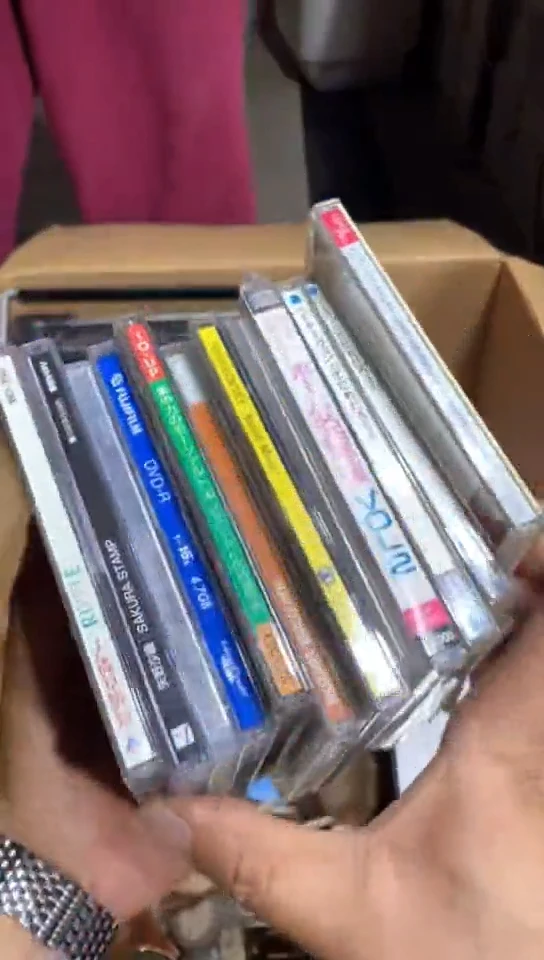8新路***力  421中古商品，瑕疵品，不保好坏。