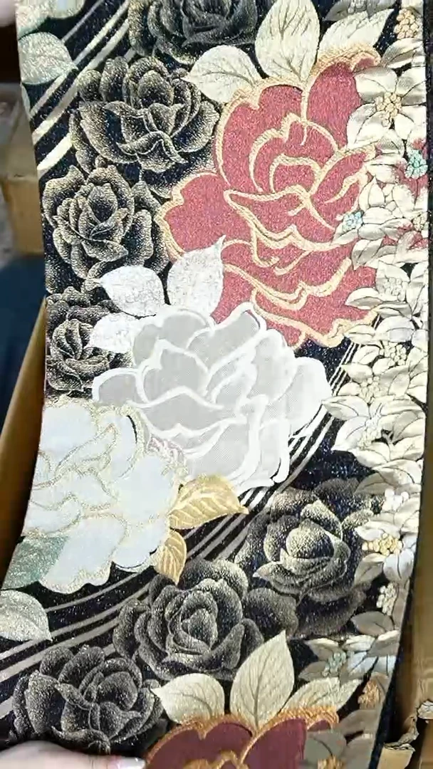 织绣5彩金玫瑰花