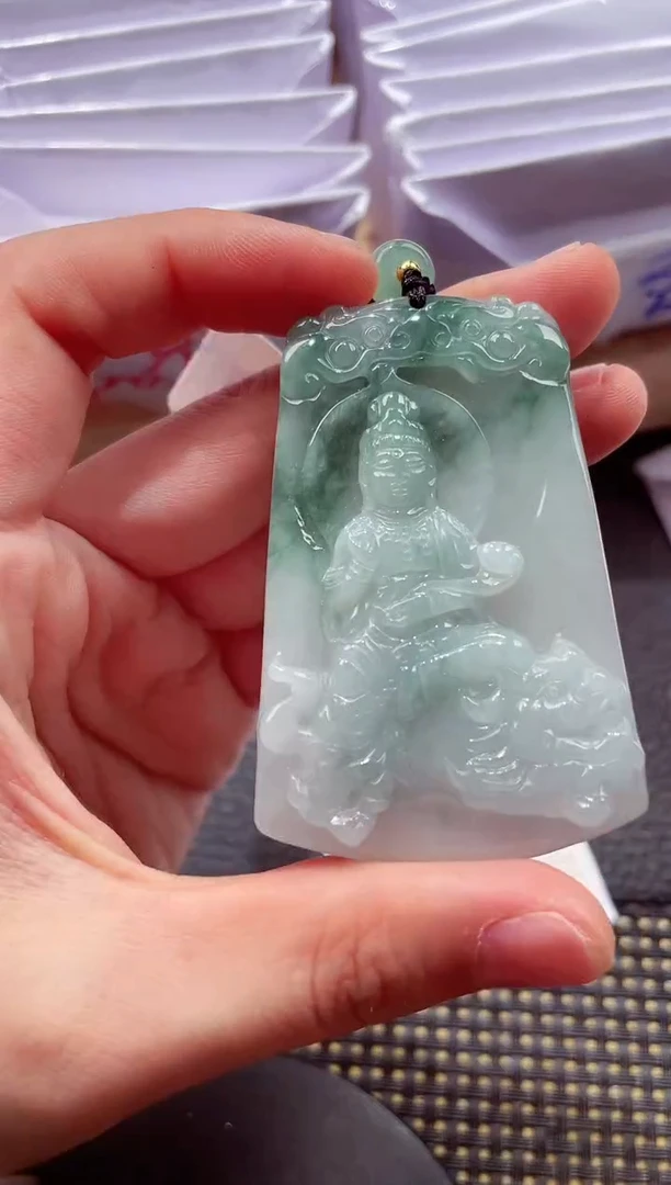 颈饰未镶嵌翡翠20251231