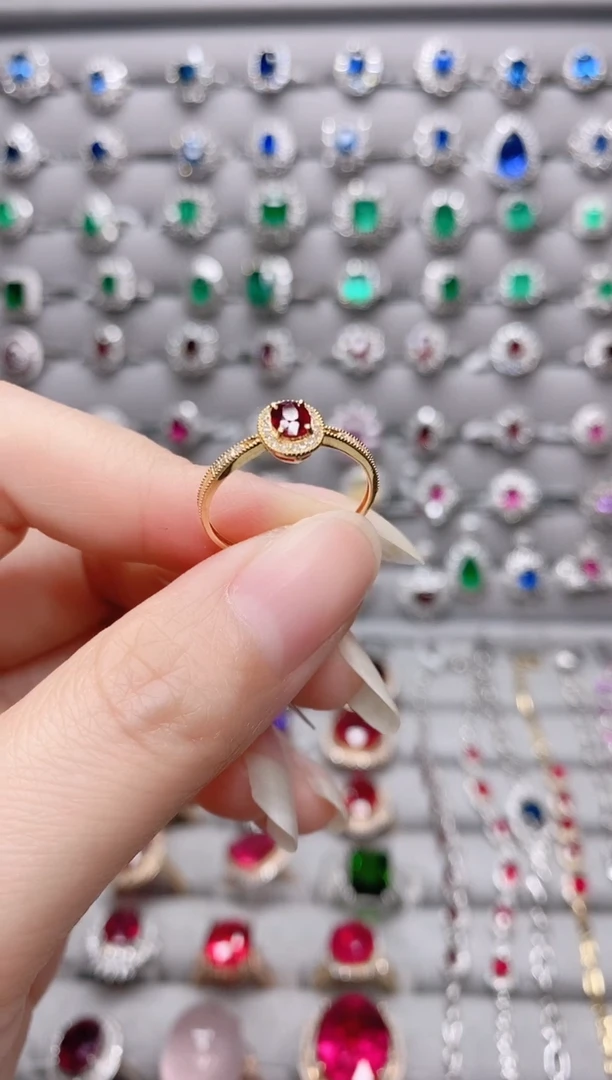 【闪购商品】红宝石18K金戒指18K金镶嵌.