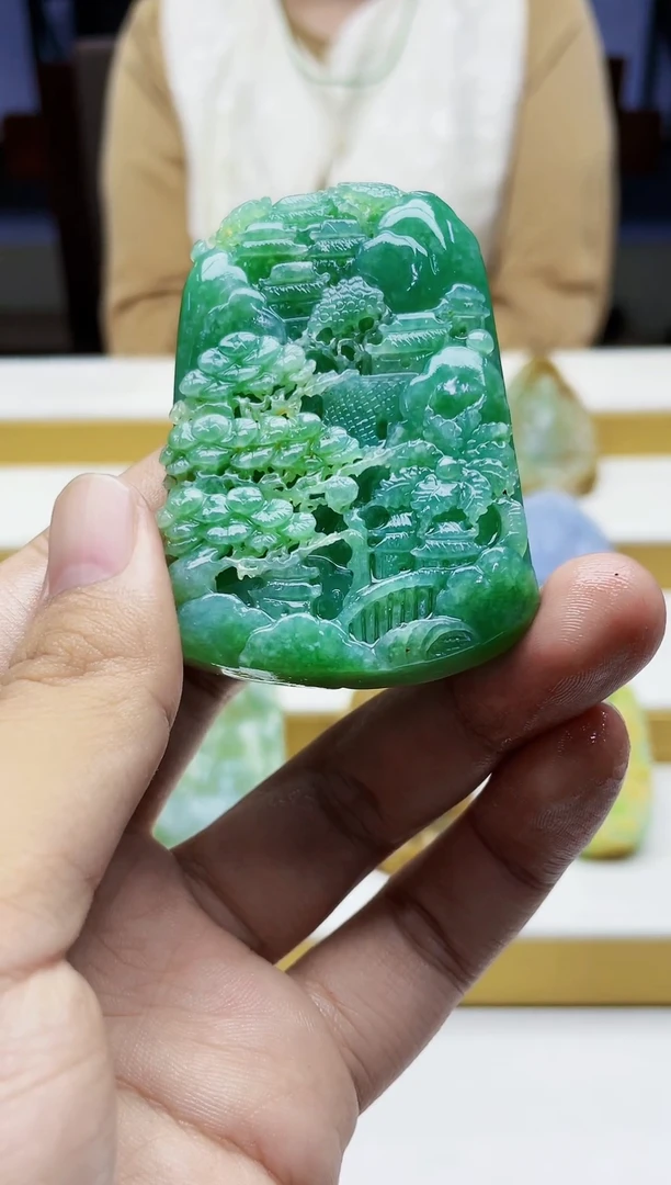 定制翡翠未镶嵌毛货07030107