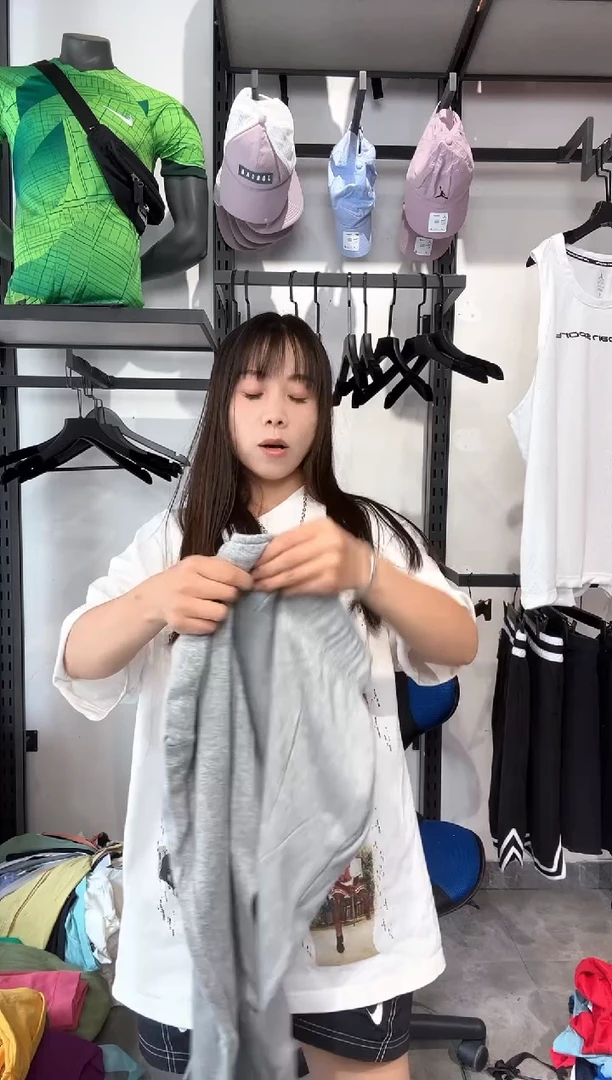 1367编码 耐克卫衣以直播间过款为准 尺码