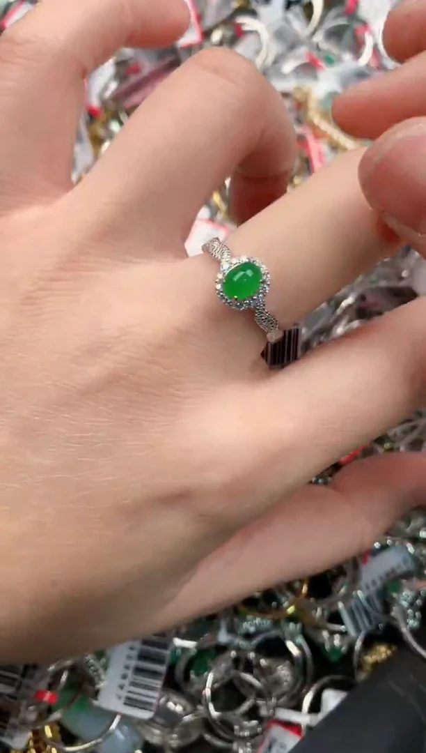 银S925镶嵌戒指翡翠666                2