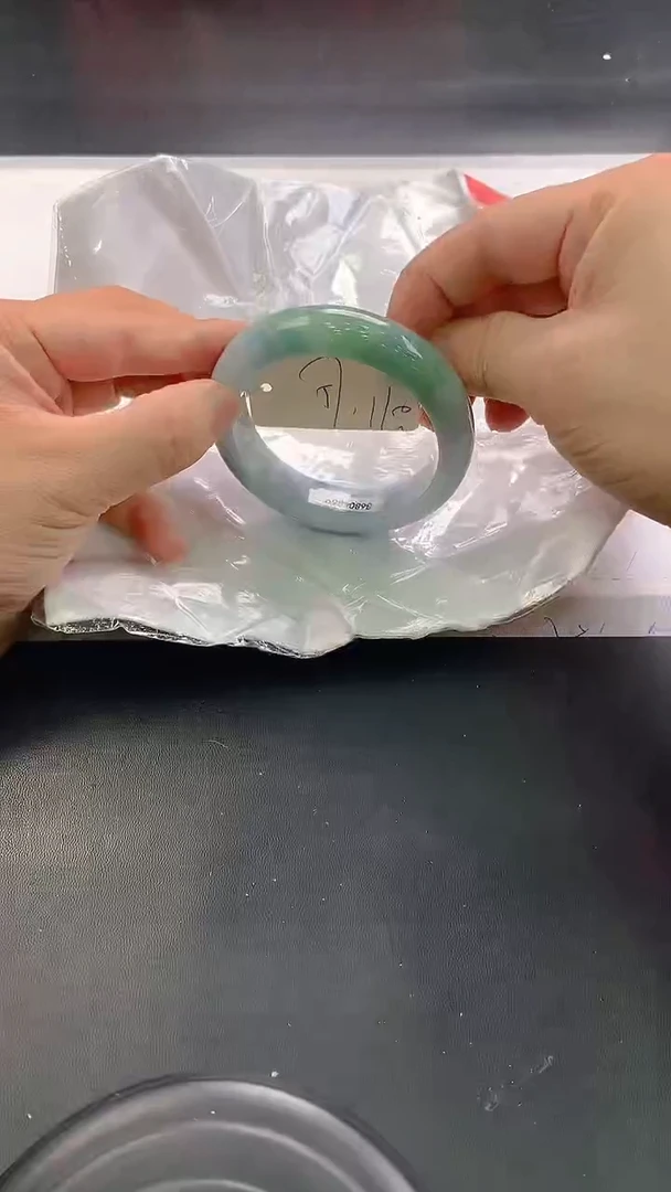 未镶嵌手镯翡翠110