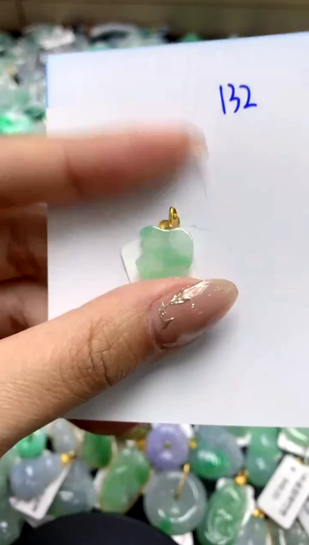 【闪购商品】翡翠颈饰18K金镶嵌1111111111