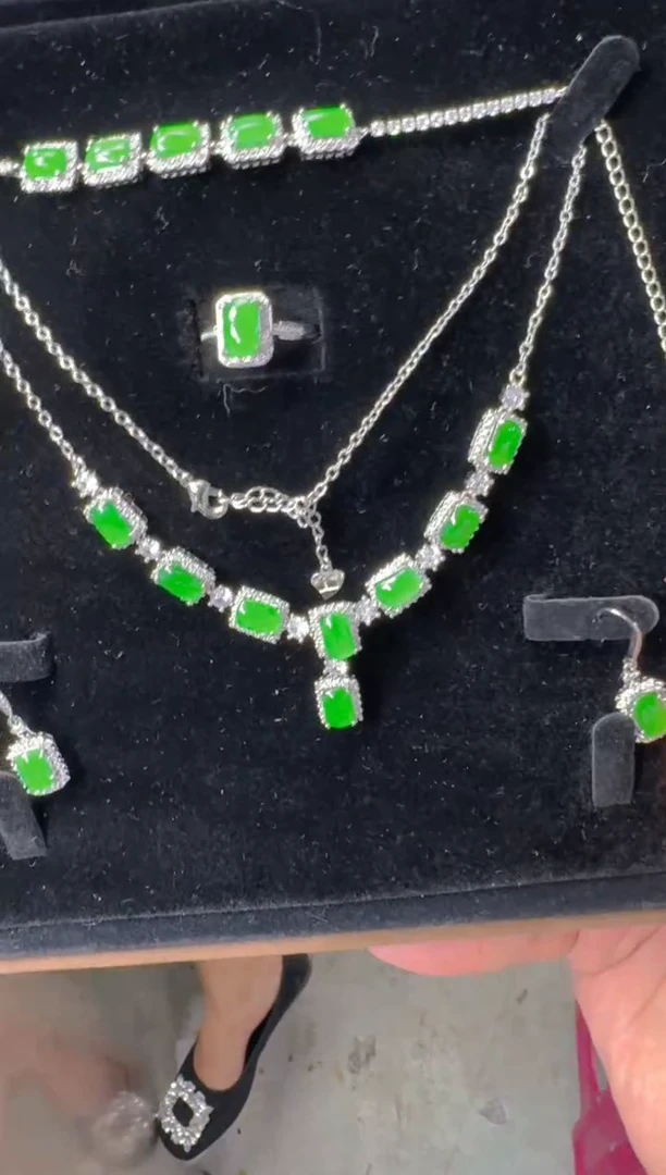 未镶嵌定制翡翠0769030313