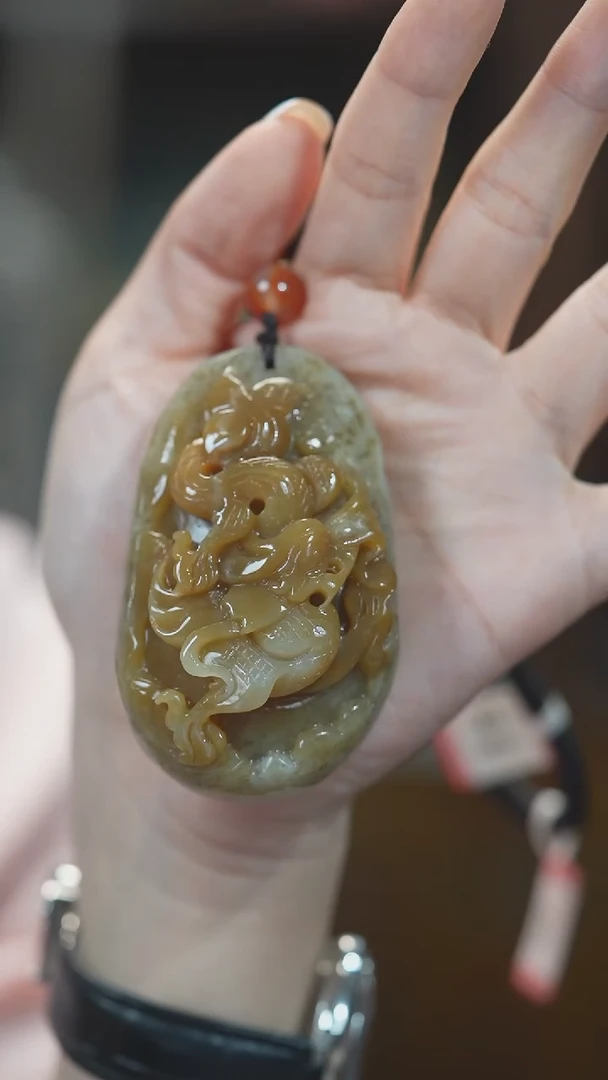 未镶嵌和田玉把件龙