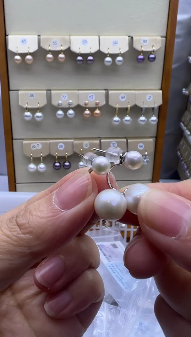 银S925镶嵌耳饰淡水珍珠孤