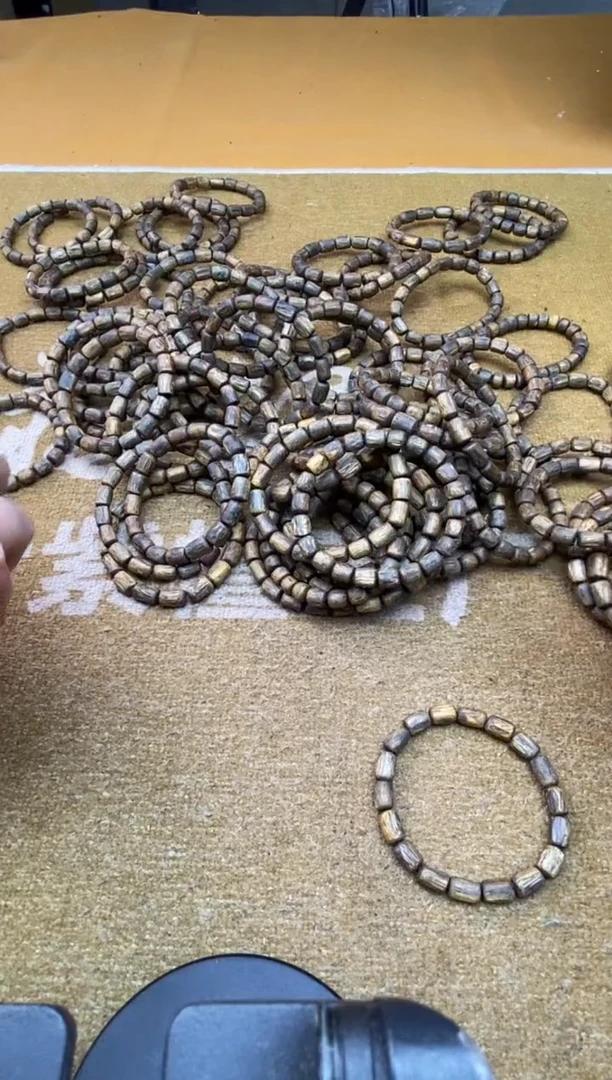 【闪购商品】檀香木手串/手链3号7克