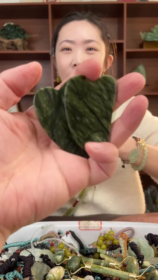 未镶嵌蛇纹石玉颈饰多样性发货拍一发一