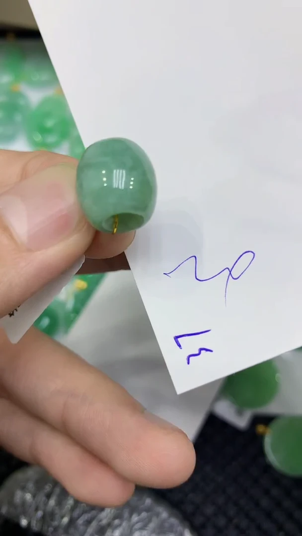 颈饰未镶嵌翡翠天然缅甸A货翡翠