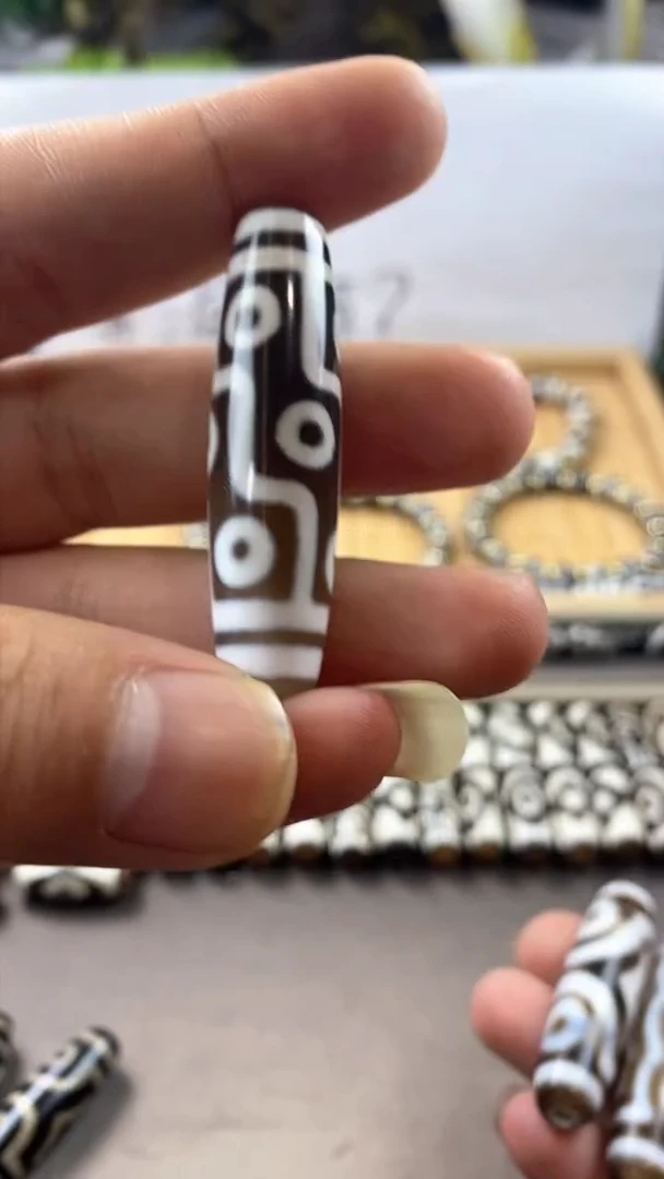 玛瑙/玉髓散珠丫*?天珠