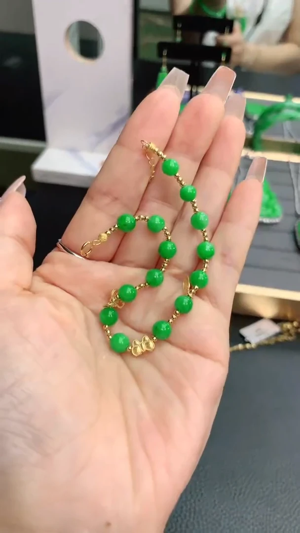 18K金镶嵌手链翡翠赠礼盒证书