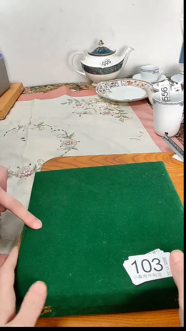 瓷片阿****嘎小淼海外陶瓷工艺品