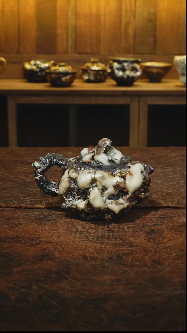 老*手捏柴烧志野正把壶