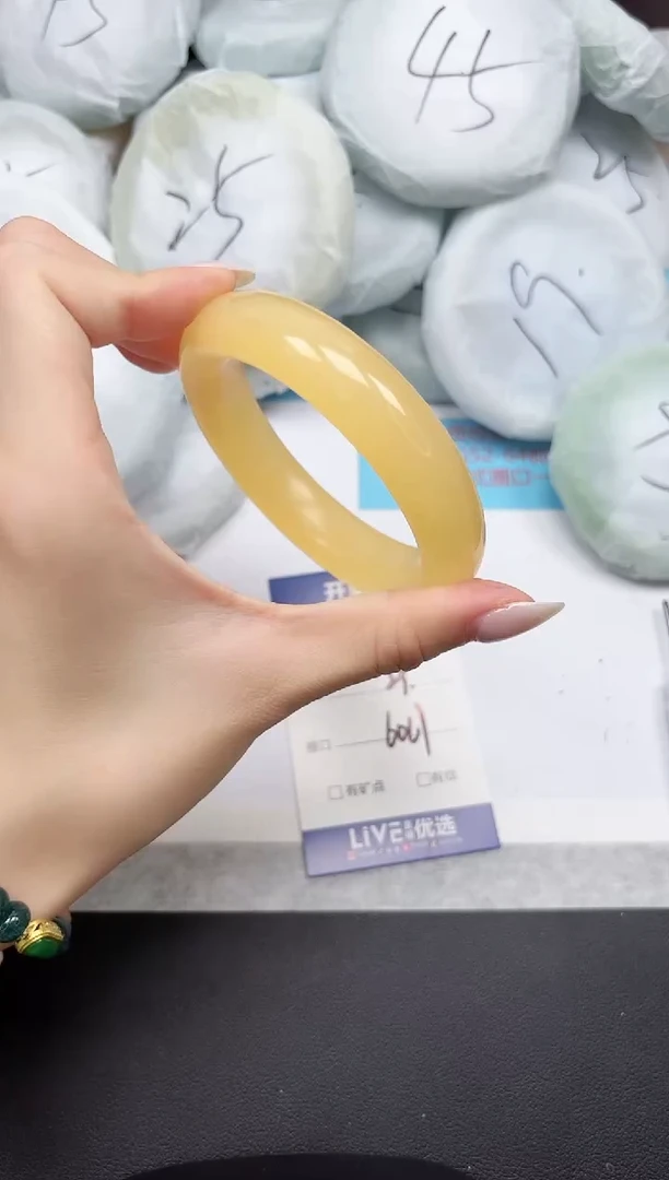 未镶嵌手镯石英质玉20/6061