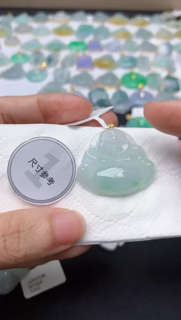 翡翠18K金镶嵌颈饰天然缅甸A货翡翠