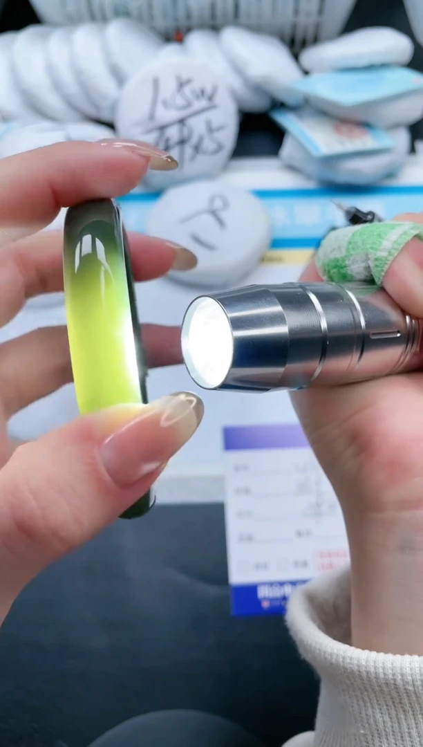 【闪购商品】和田玉手镯未镶嵌19V54-59