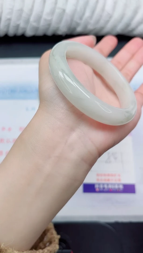 【闪购商品】石英质玉手镯未镶嵌122-54.1