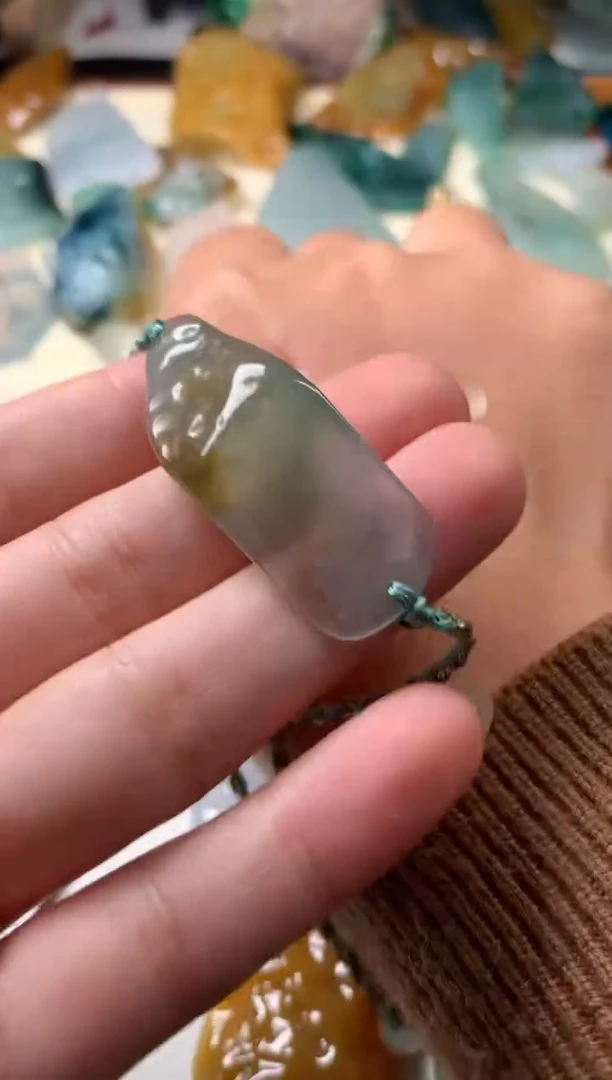 【闪购商品】翡翠颈饰未镶嵌吊坠