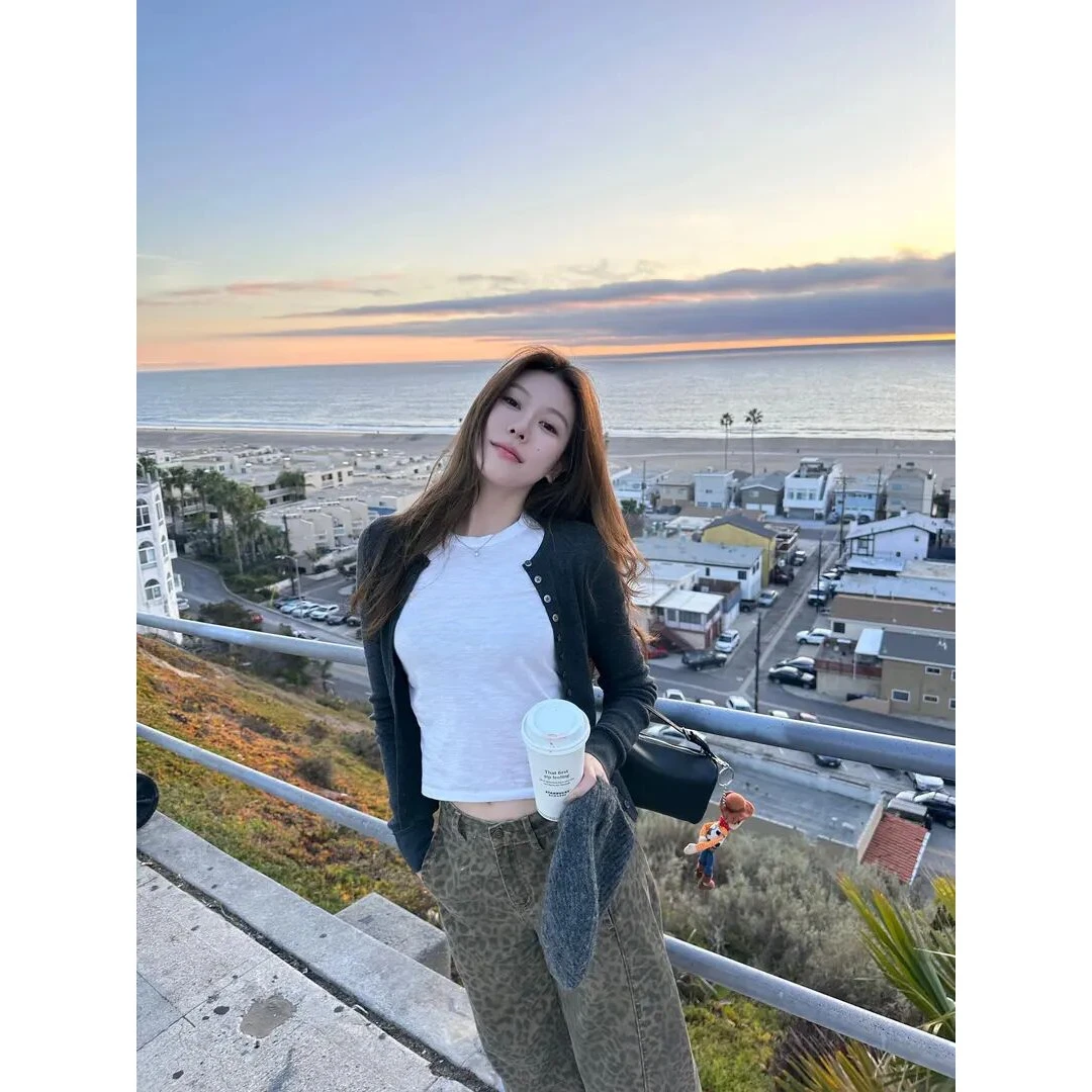 套装女2025早春韩系长袖针织开衫外套修身显瘦上衣百搭豹纹阔腿裤