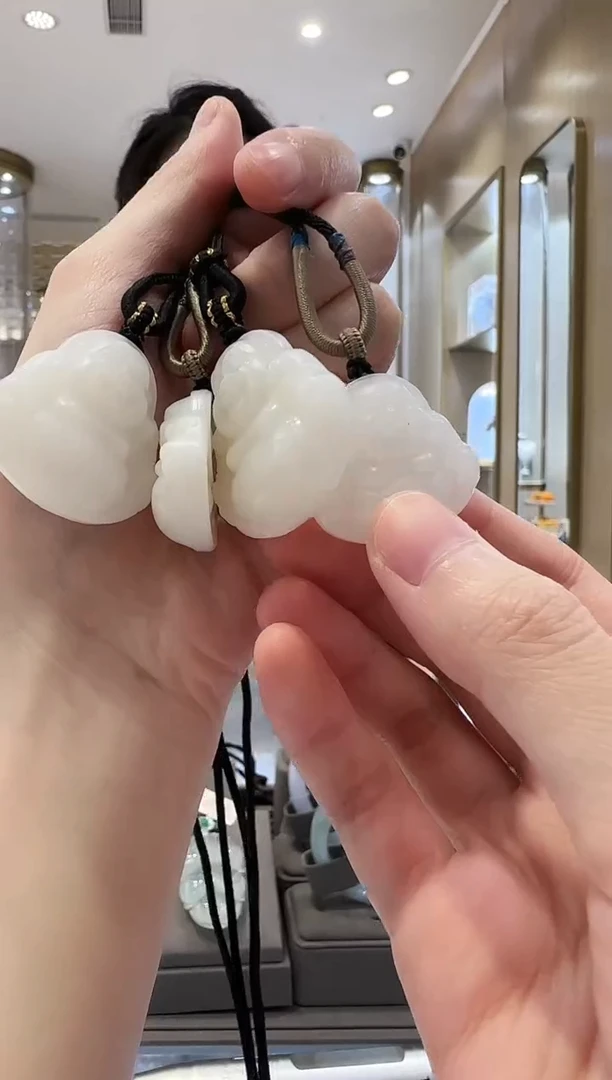 和田玉未镶嵌颈饰01多样发一