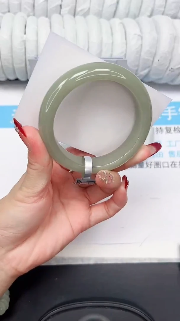 未镶嵌手镯石英质玉74-58.2DK