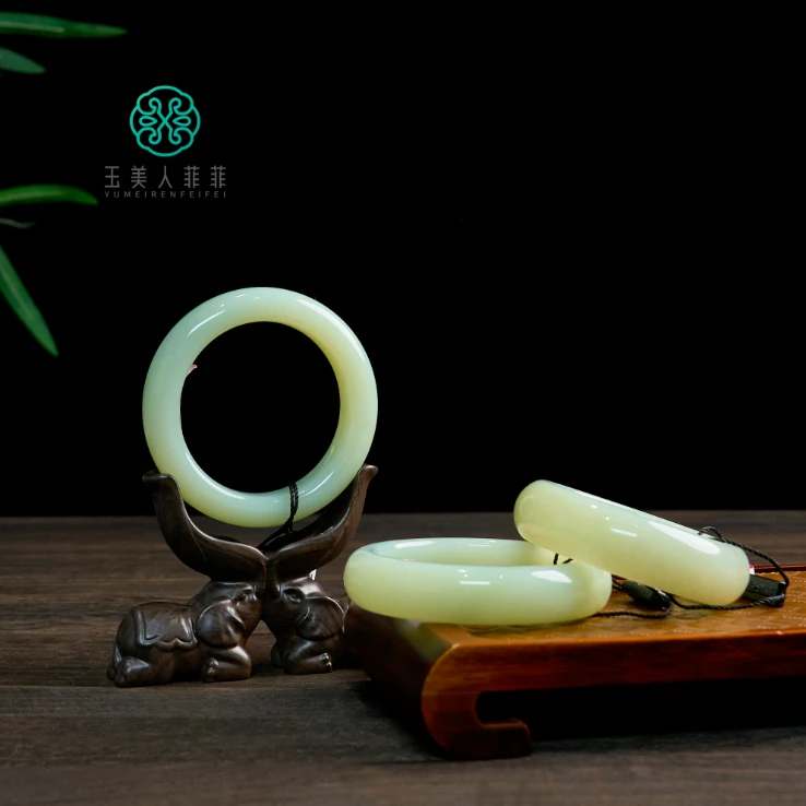 菲菲珠宝好*88063和田玉宽条手镯/多样性发一