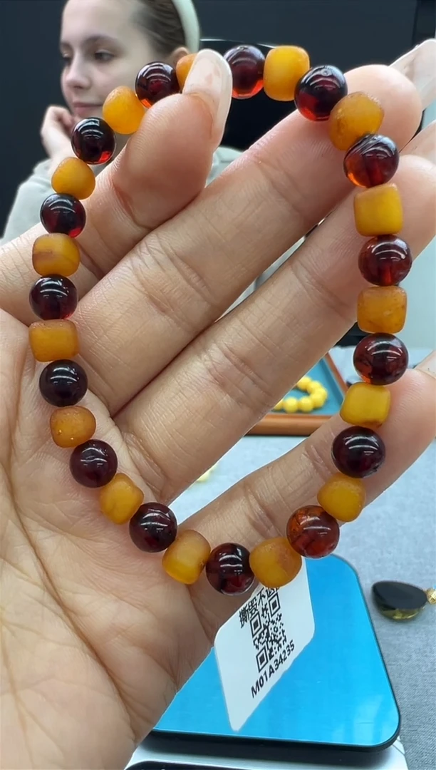 【闪购商品】琥珀手链未镶嵌111秒拍号