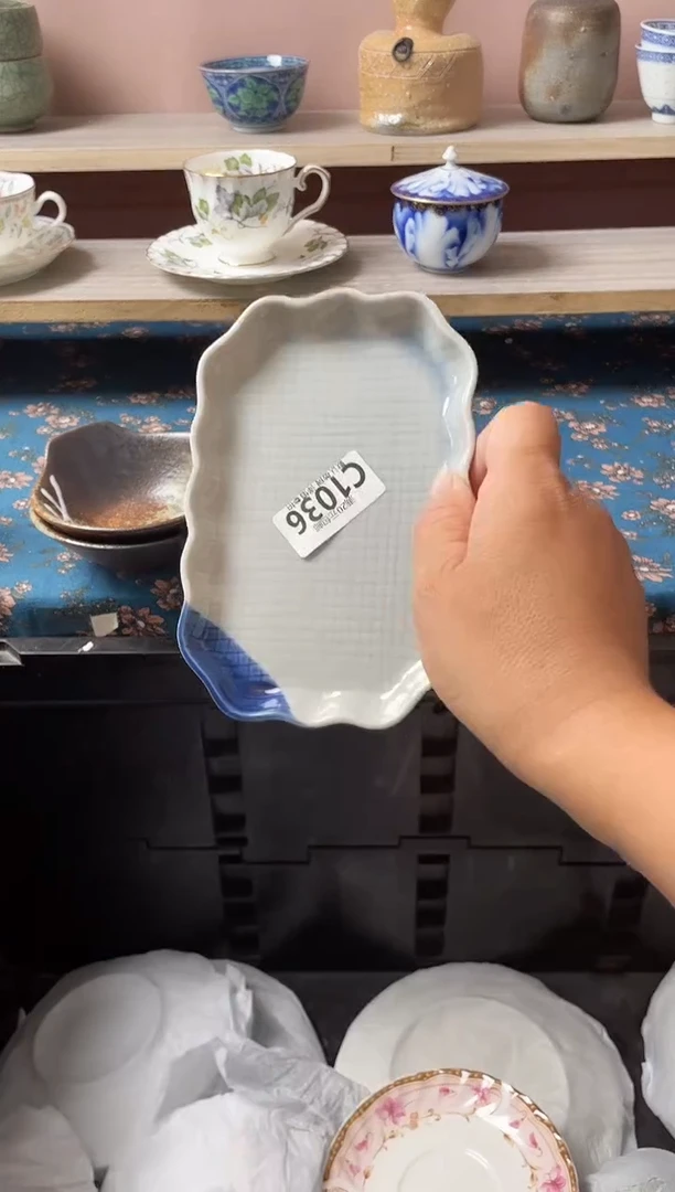 瓷片红*瓷器瓷器C1036