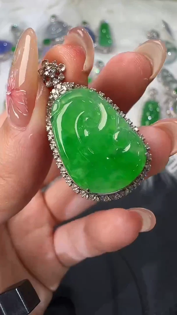 吊坠(不含链)18K金镶嵌翡翠54