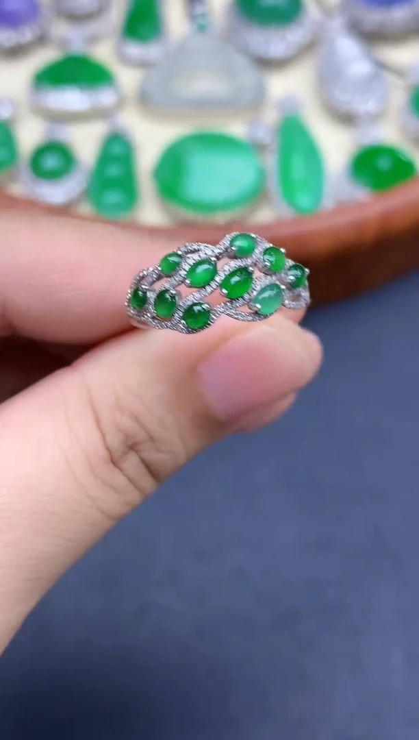 18K金镶嵌戒指翡翠511-中国好珍宝