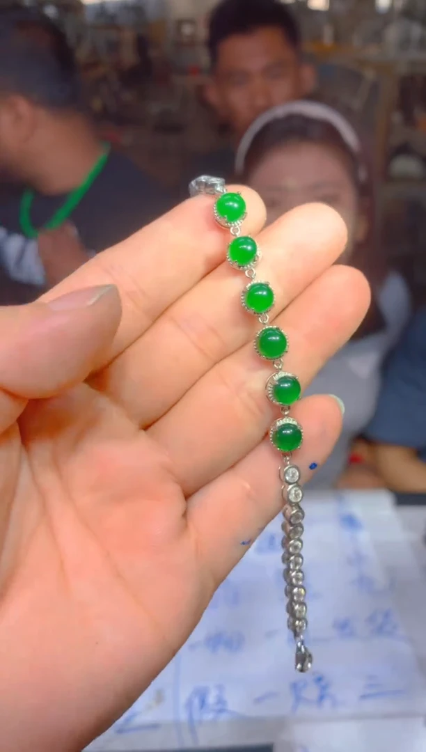 定制翡翠未镶嵌69定制翡翠多样性发货（发其一）