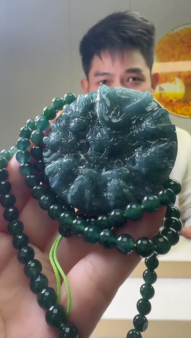 颈饰未镶嵌翡翠天然A货翡翠  多样性随机发其一