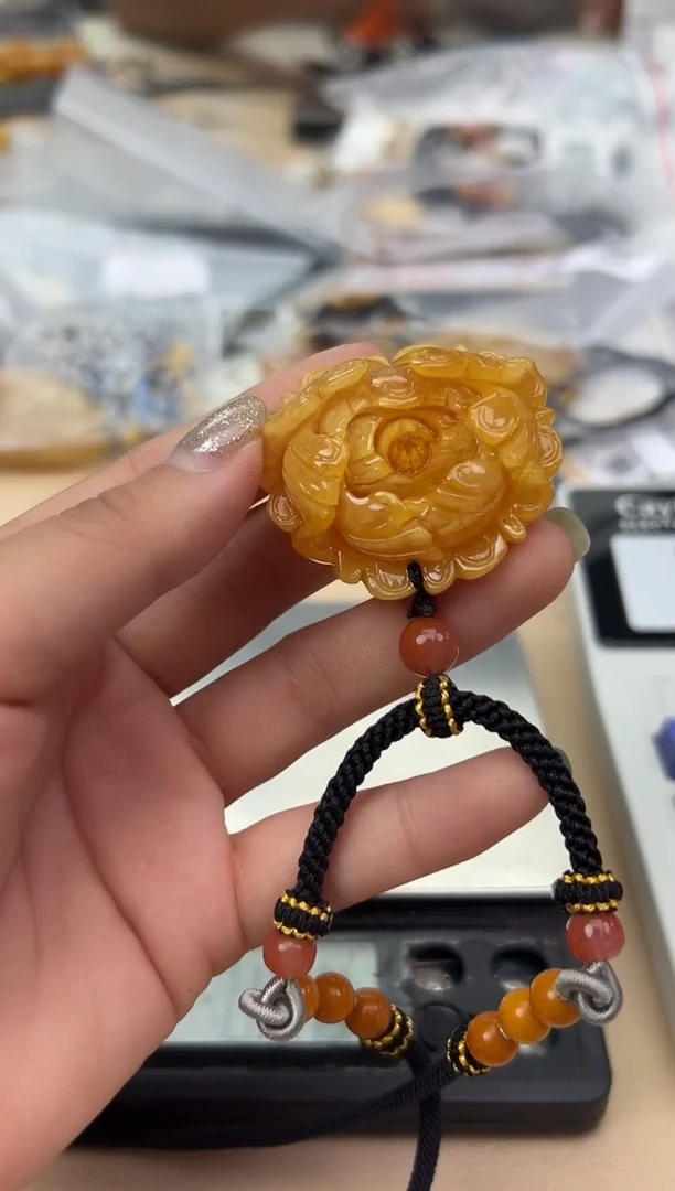 未镶嵌蜜蜡裸石蜜蜡吊坠